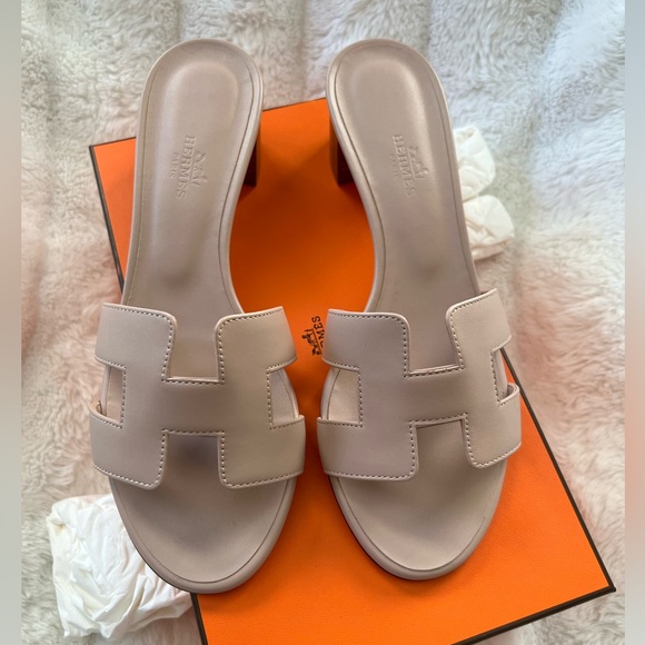 New Hermes Oasis Oran Sandal - Picture 5 of 15